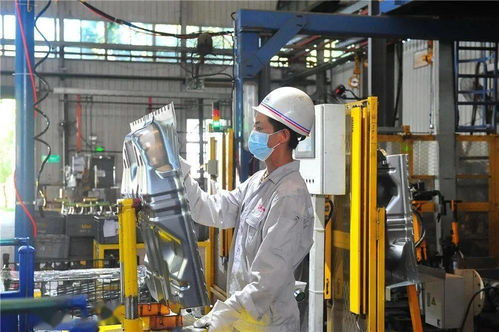 致敬,高溫下堅(jiān)守的你們